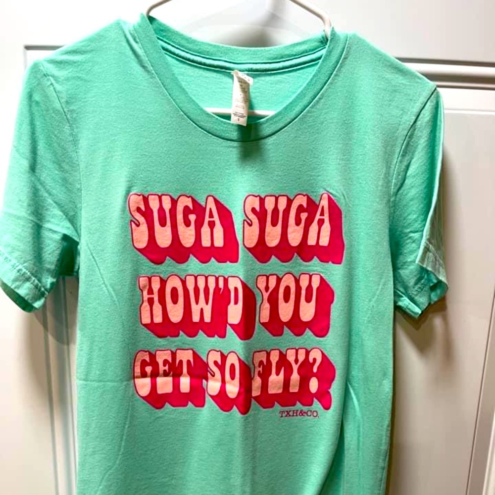 Women’s Graphic Tee